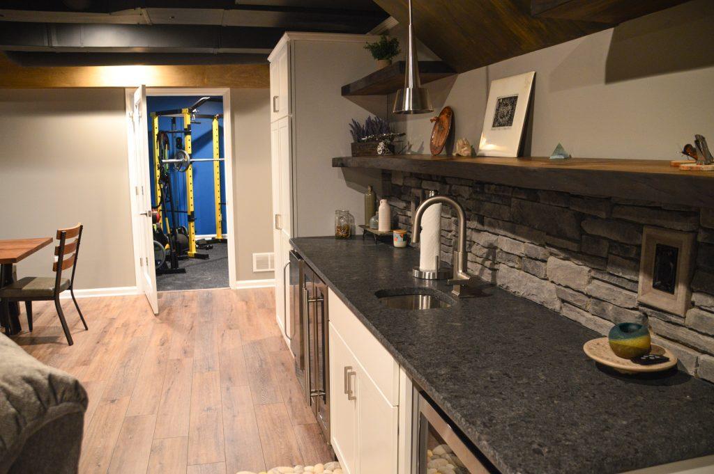 Finished basement wet bar in Ann Arbor, Michigan