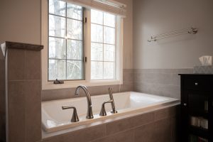 Butler Bathroom (Novi) 12.6.23_web-17